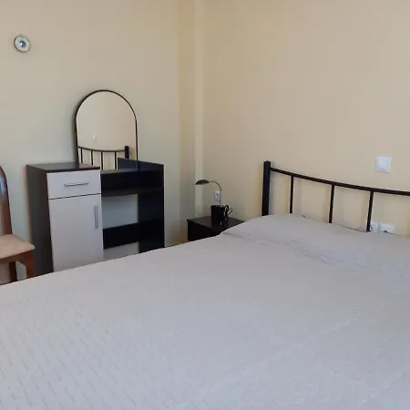 Maria's House 1 펜션 Pírgos